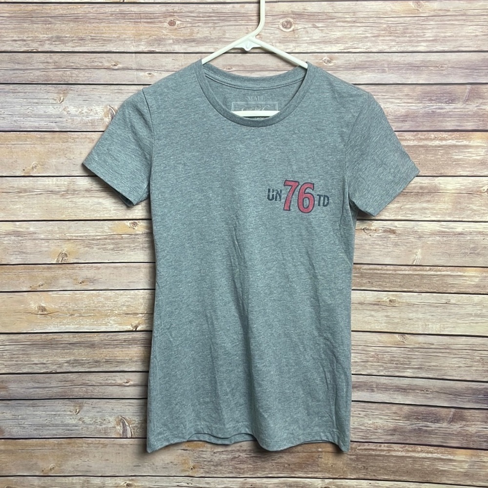 NWOT Women’s 1776 United Front & Back Printed Graphic Tee